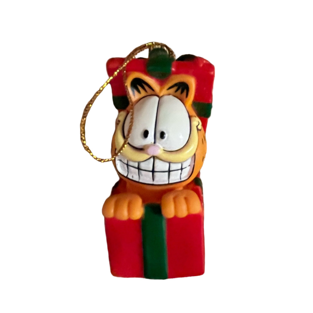 Vintage 1996 Garfield In Present Christmas Ornament Fast Food Premium